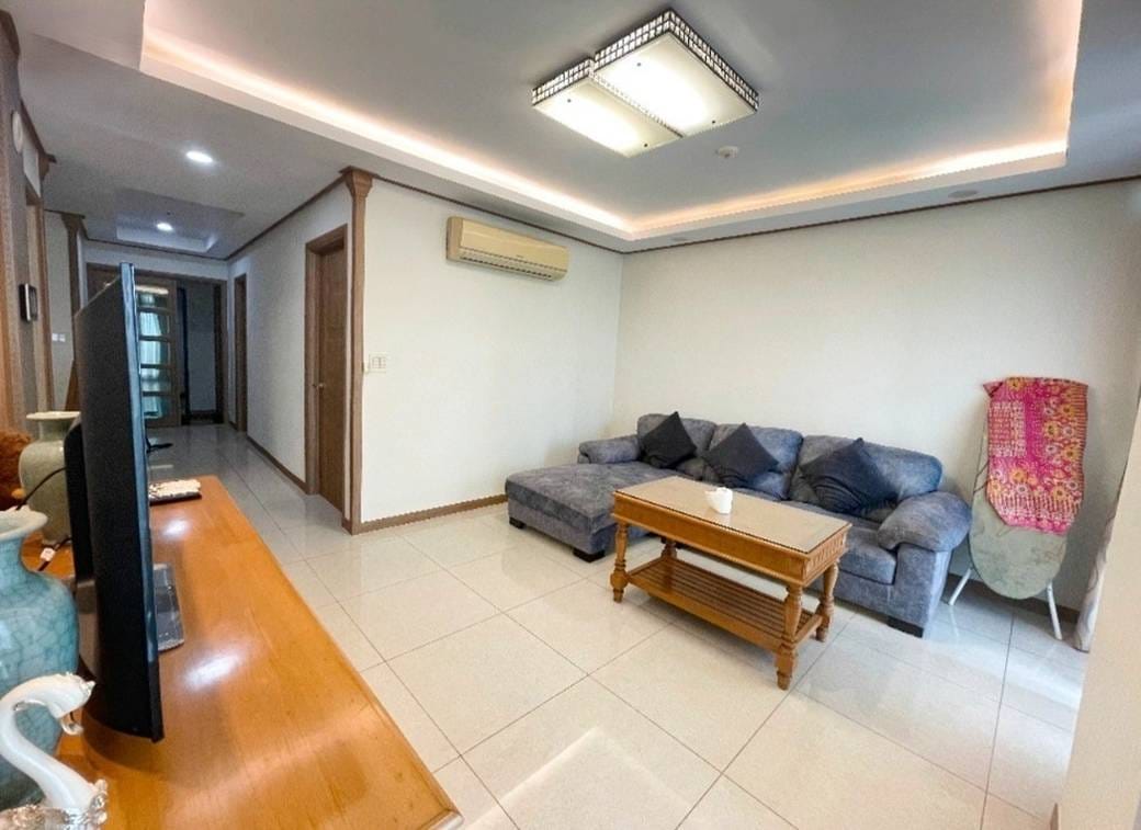 Zařízeno Condo K pronájmu