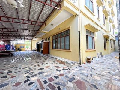 2,000 sqm Land Size Здание Для Аренды
