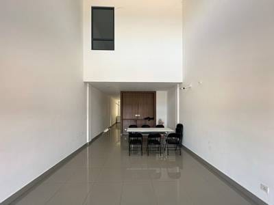 Shophouse For Rent in Preaek Lieb, Chroy Changvar, Phnom Penh
