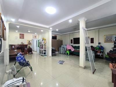 Chbar Ampov Flat House For Sale in Chbar Ampov
