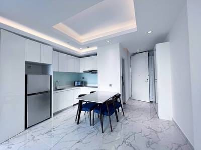J Tower 2 Condominium | Zařízeno Condo Na prodej