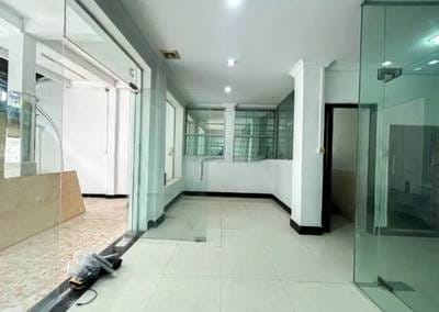 店屋出租，位于, 万景岗3分区（BKK3), 波哥堪, 金边