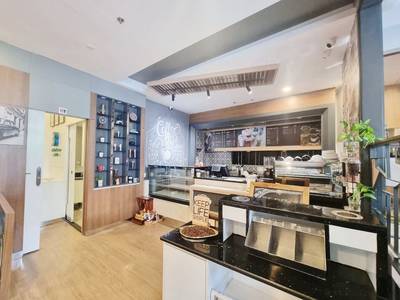 CommercialShophouse สำหรับเช่า ใน Boeng Keng Kang $1,000