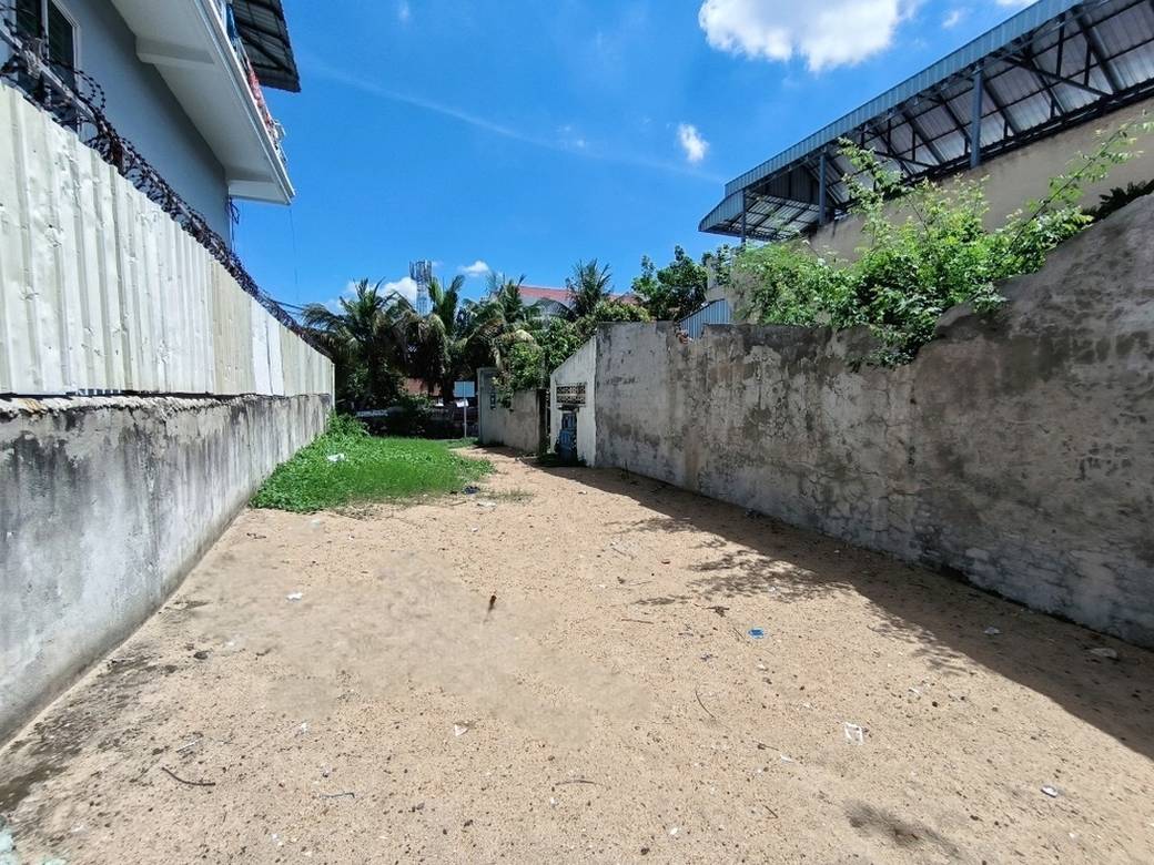 124 sqm Land Size Lot For Sale
