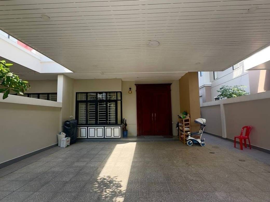 Borey Peng Huoth: The Star Platinum Euro Ville | $368,000 Dvojvila