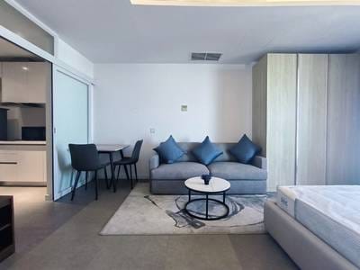 The Penthouse Residence | 인테리어 됨 원룸 임대