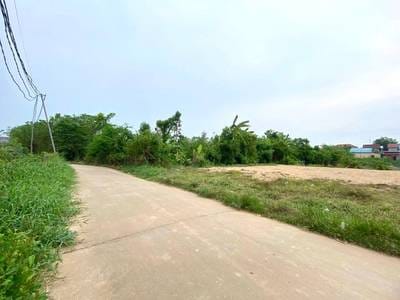 Relief À vendre à Ta Khmau $547,000