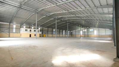 คลังสินค้า สำหรับเช่า พื้นที่ใช้สอย 4,500 ตร.ม. ใน Prek Pnov