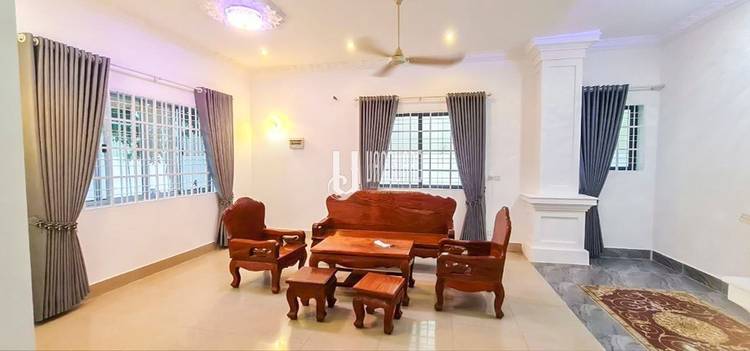 Phnom Penh Thmey, Sen Sok, Phnom Penh的别墅出租