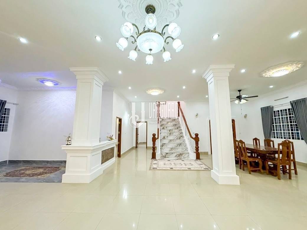 Villa For Rent in Sen Sok $2,500