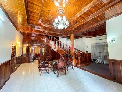 $3,000 Vila