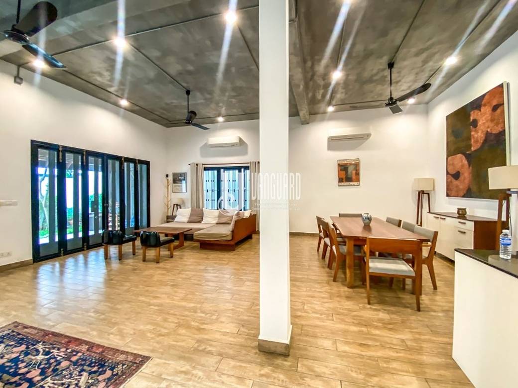 $2,200 Maison