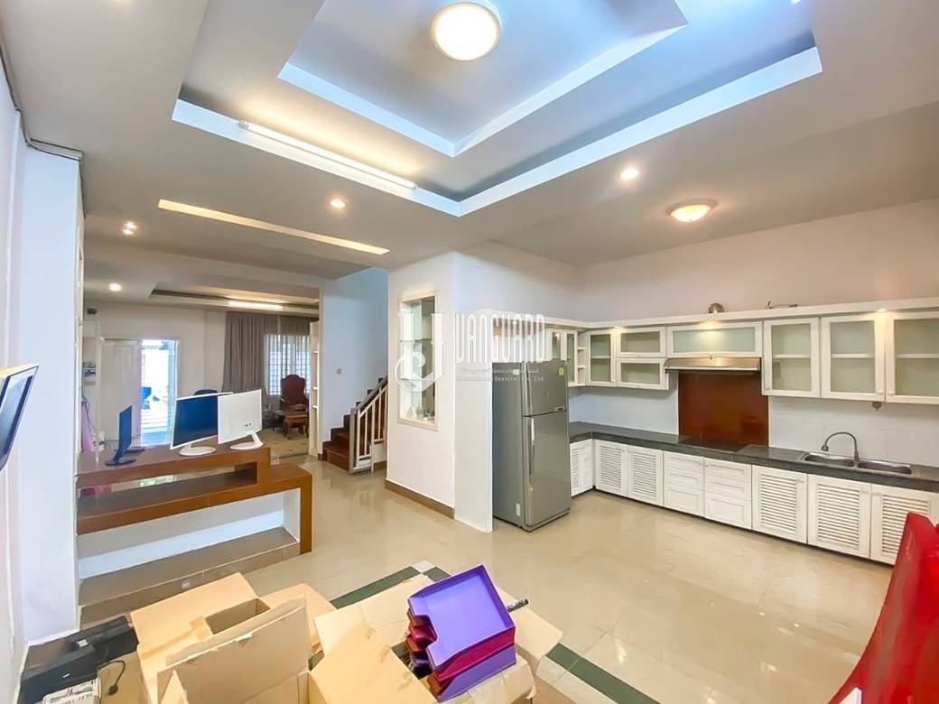 $3,000 Dvojvila