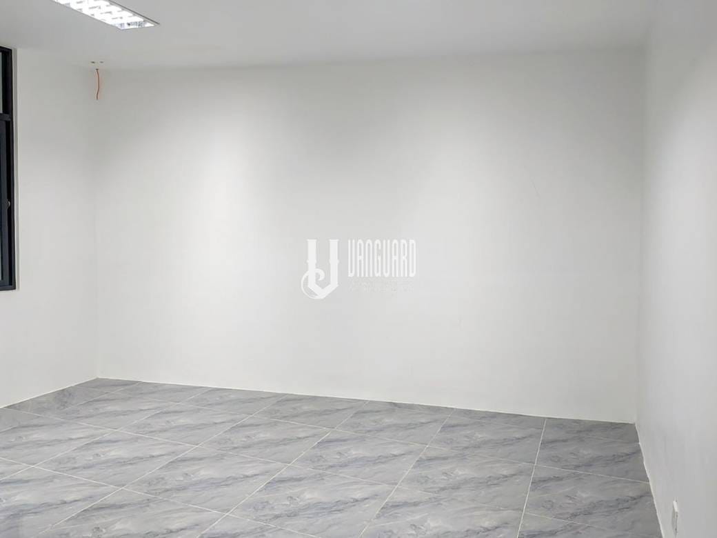 Chamkarmon Restaurant For Rent in Chamkarmon