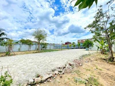 Chbar Ampov에 있는 Lot 매매 $190,000