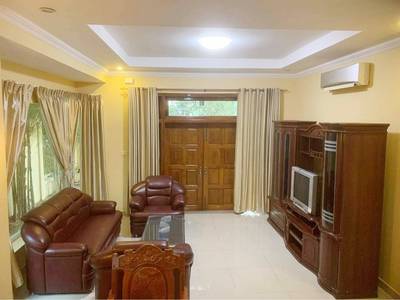 $1,200,000 Villa