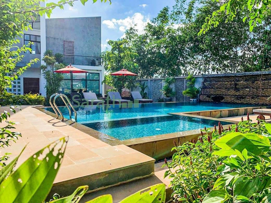 1,012平方米土地面积的别墅For Sale & Rent