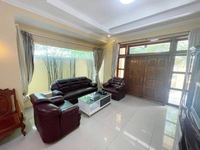 Villa À vendre de 218.5 m² habitables à Chamkarmon