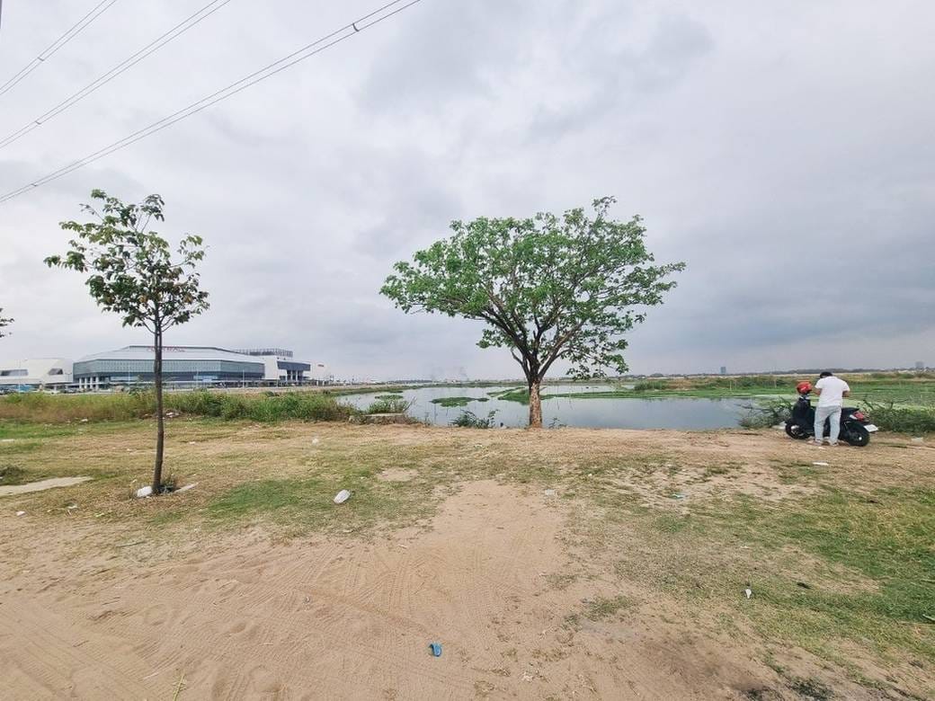 Cheung Aek Lot For Sale in Cheung Aek