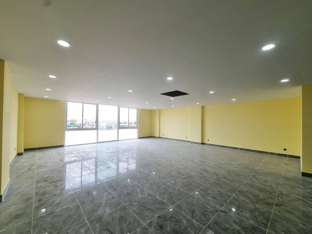Building For Rent in Chamkarmon $10,000