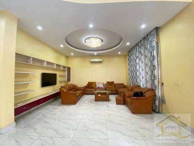 256 sqm Living Size Vila Na prodej in Sen Sok