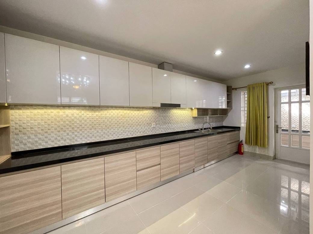 90 sqm Living Size Vila Na prodej in Chbar Ampov