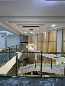 Condo Na wynajem o powierzchni działki 380 m²