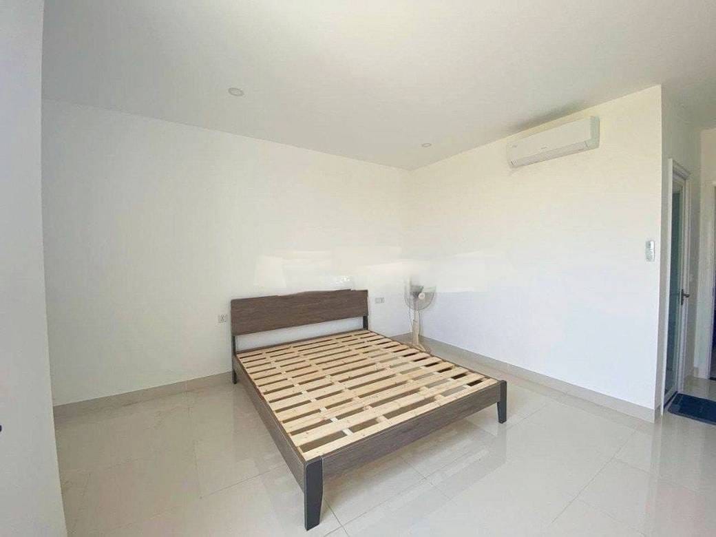 75.6 sqm Living Size Shophouse K pronájmu in Chroy Changvar