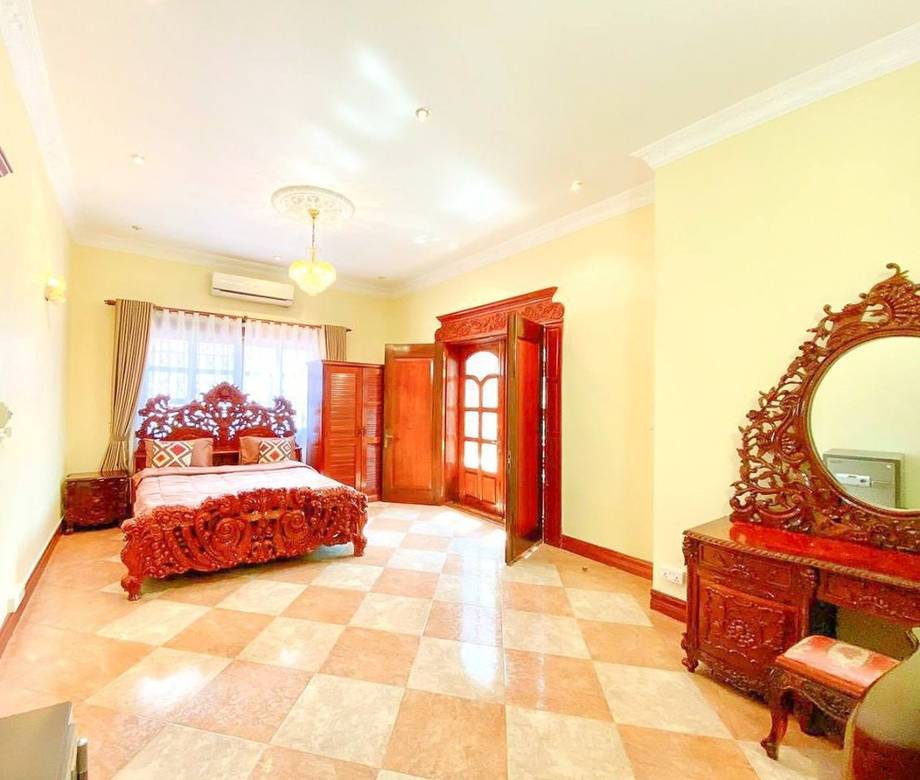 Condo For Rent in Boeung Trabek, Chamkarmon, Phnom Penh