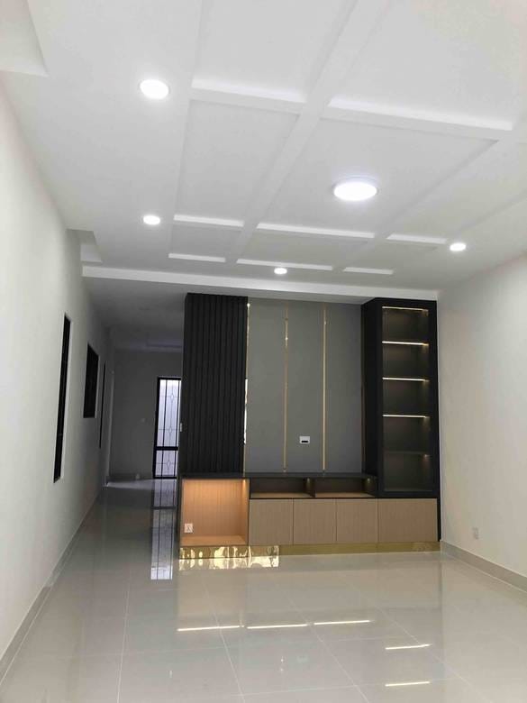 วิลล่า For Sale & Rent พร้อมที่จอดรถ 2 คัน