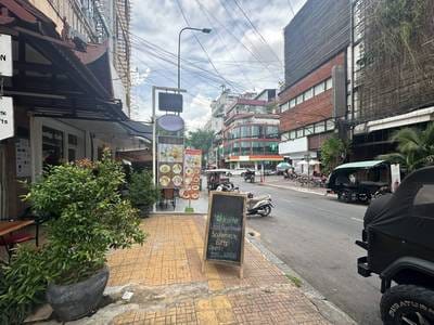 54 sqm Living Size Shophouse K pronájmu in Daun Penh