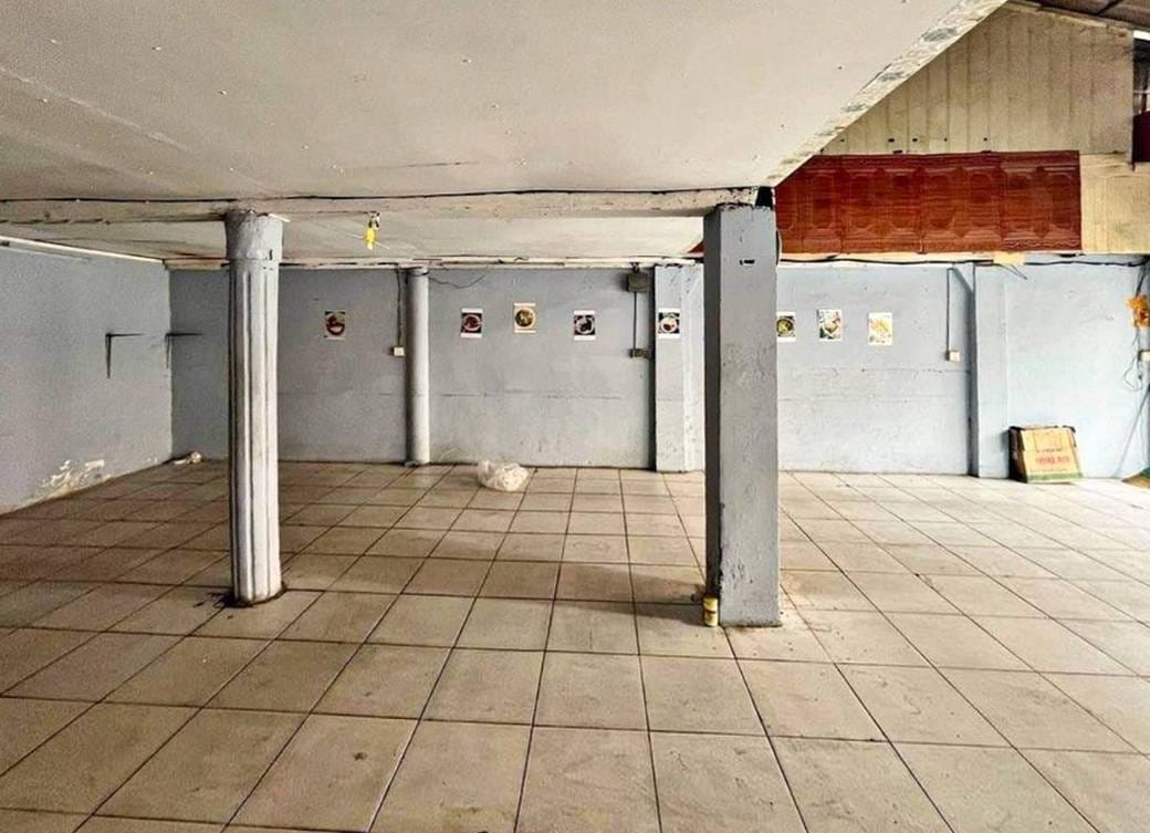 ChamkarmonCommercialShophouse出租，位于Toul Tum Poung 1Chamkarmon，价格$1,000