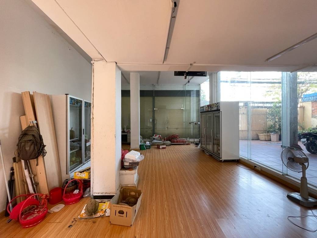 ChamkarmonCommercialShophouse出租，位于Chamkarmon