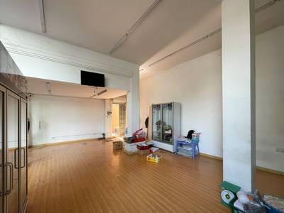 ChamkarmonCommercialShophouse出租，位于Toul Tum Poung 1Chamkarmon，价格$1,500