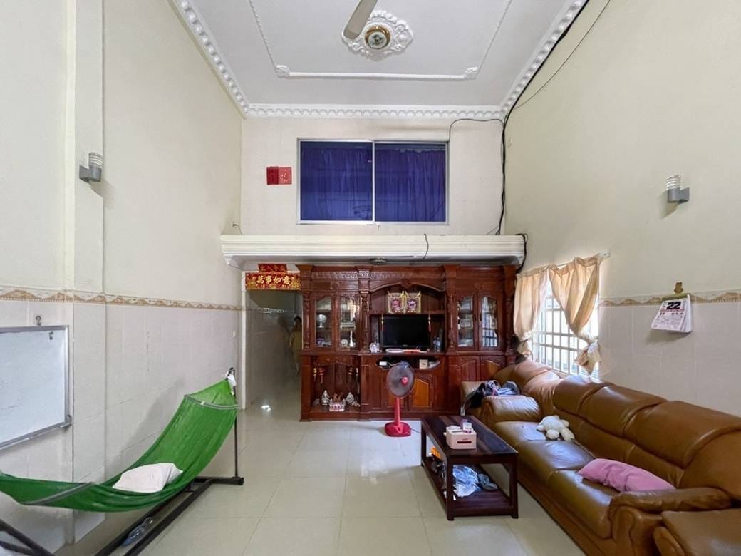 130 sqm Land Size House and lot Na prodej for $170,000