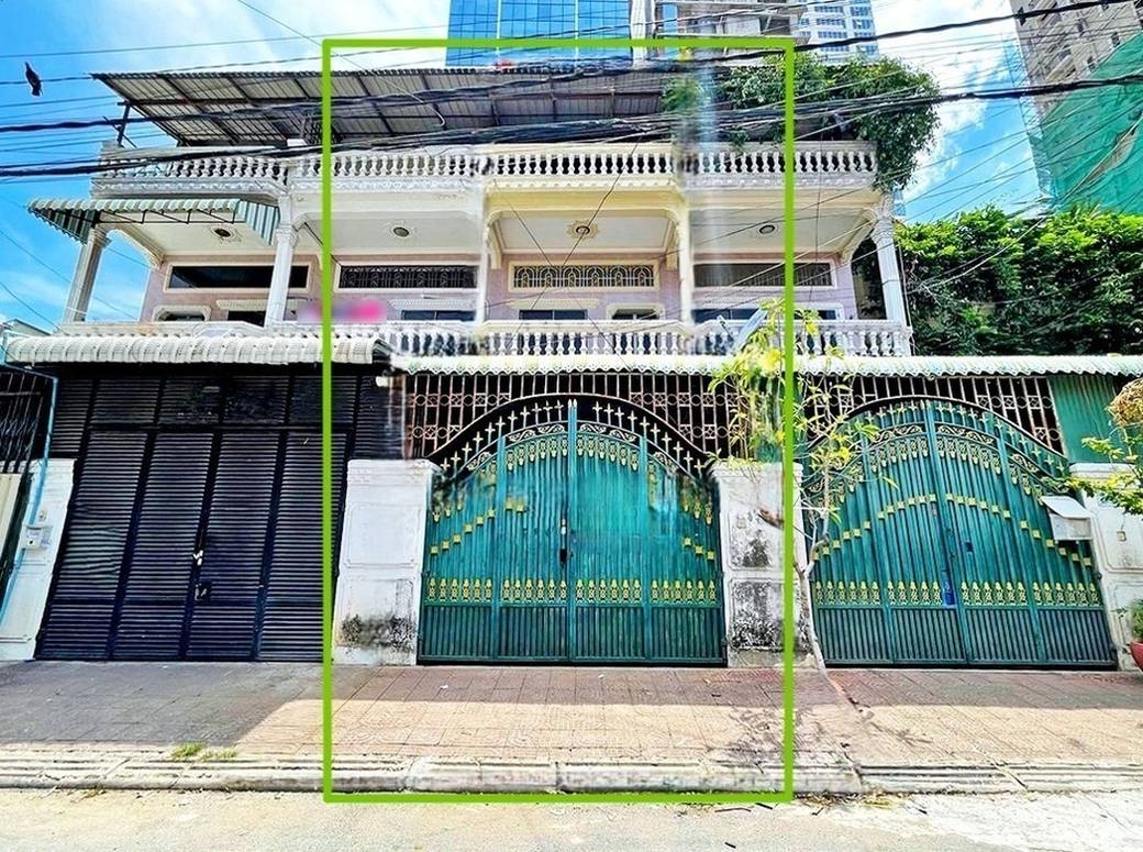 House for Sale in Toul Svay Prey 1