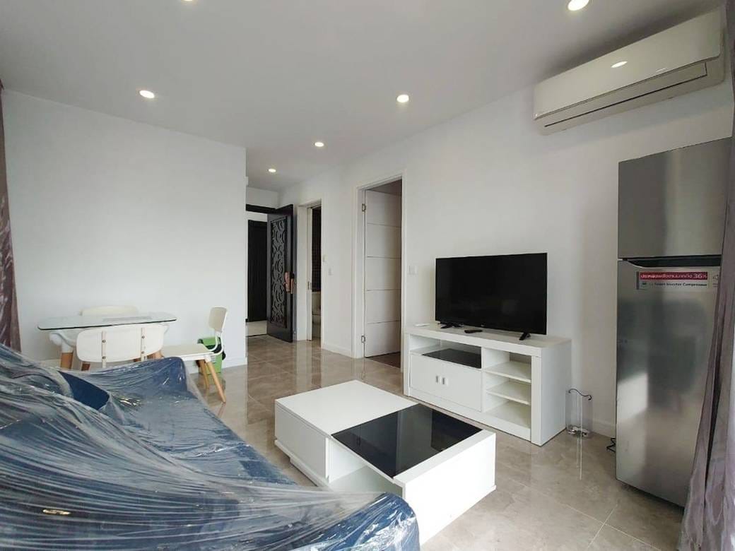 Zařízeno Condo K pronájmu