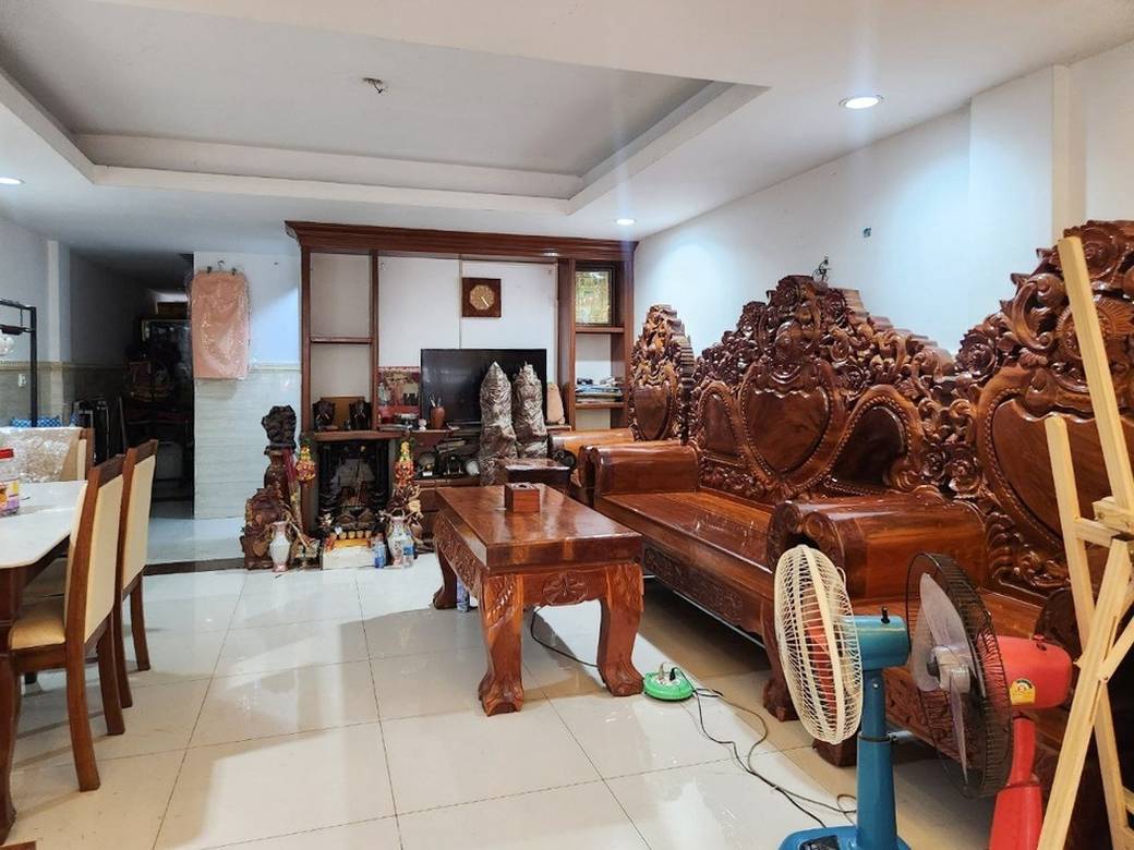 Flat House For Sale in Russey Keo $150,000