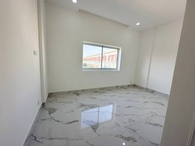 Chroy Changvar店屋出售，价格$160,000