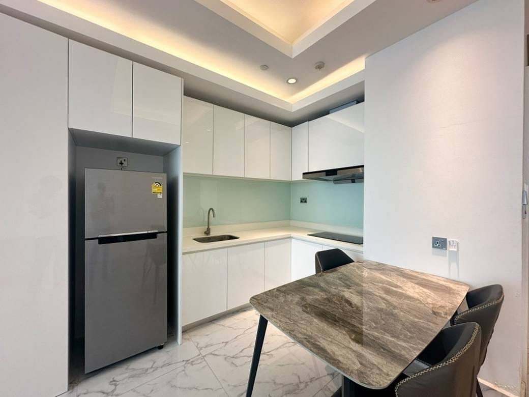 J Tower 2 Condominium | Furnished Condo For Sale & Rent