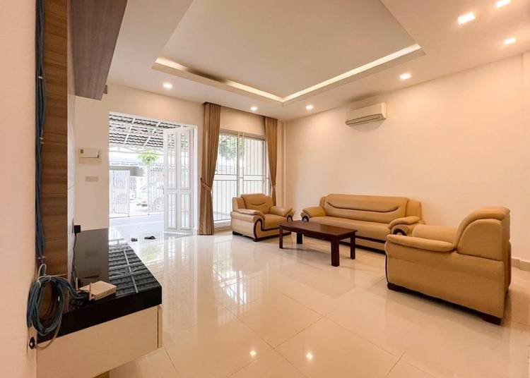 Phnom Penh Thmey, Sen Sok, Phnom Penh的联排住宅出租