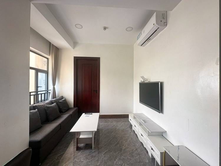 Chey Chumneah, Daun Penh, Phnom Penh的平房出租