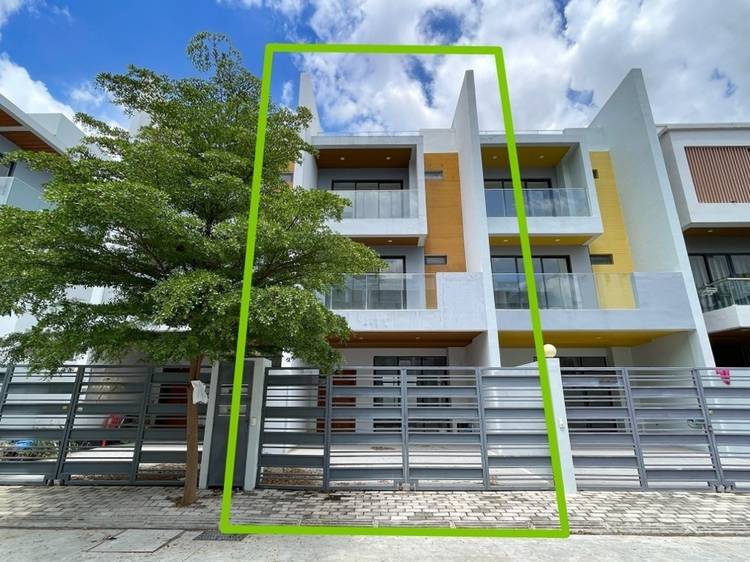 Link House For Rent in Chak Angrae Kraom, Meanchey, Phnom Penh