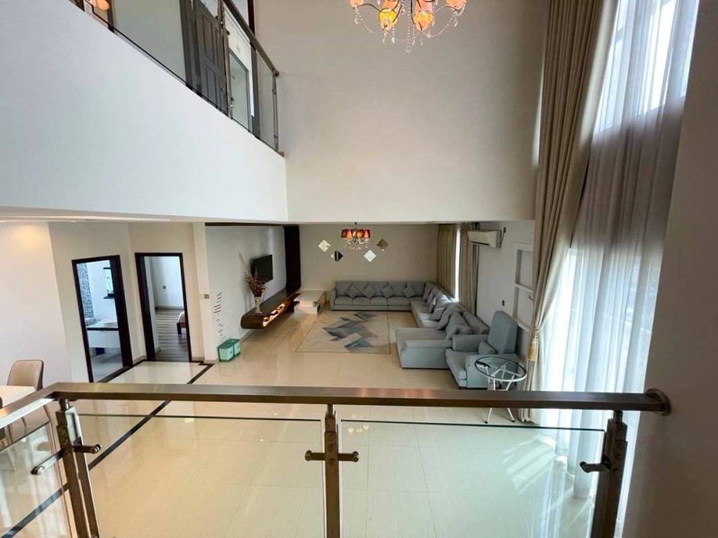 Tonle Bassac Penthouse For Sale & Rent à Tonle Bassac