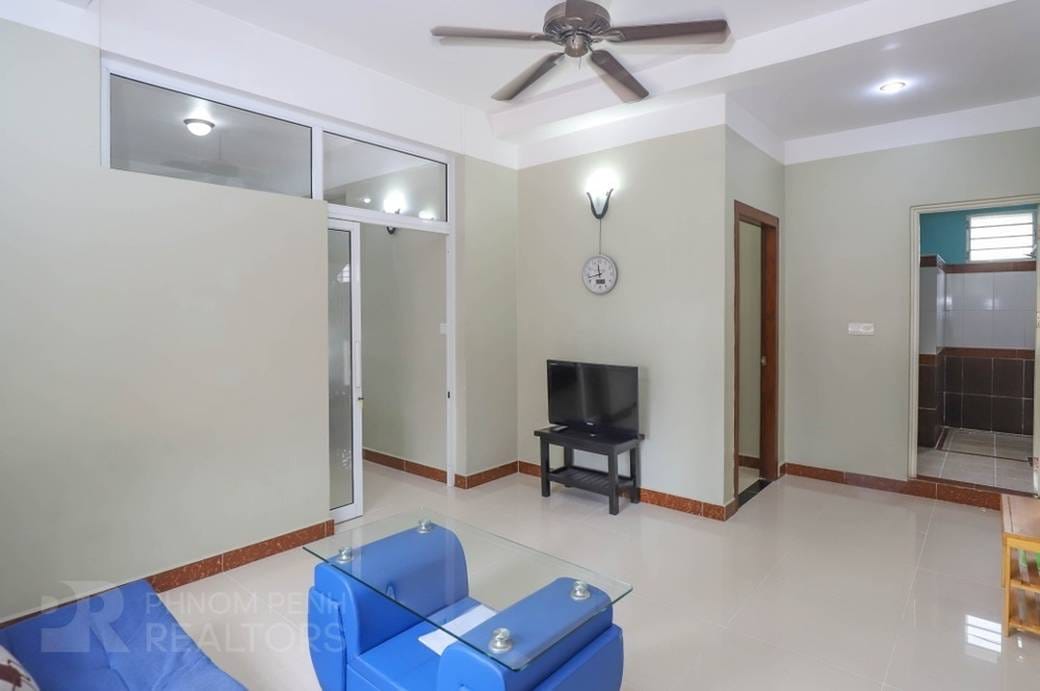 90 sqm Land Size Flat House K pronájmu