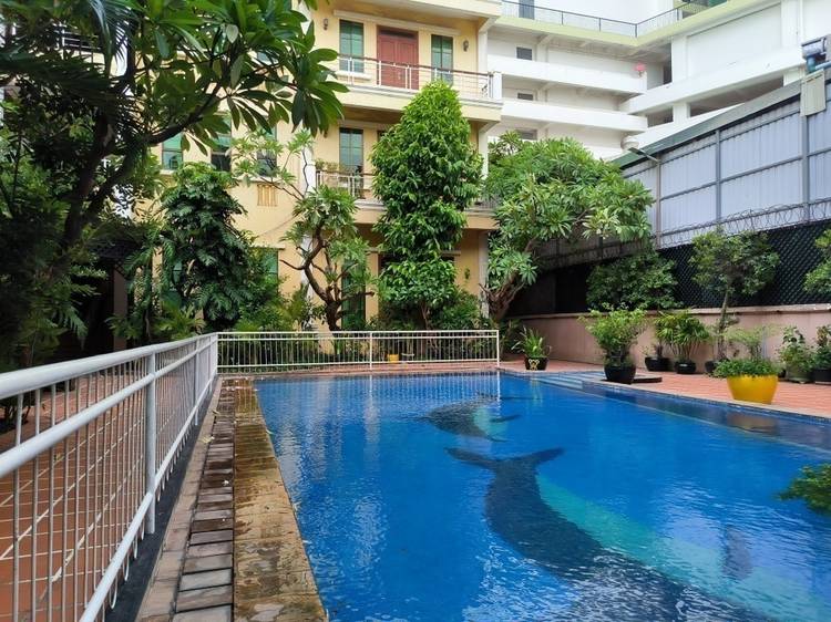 Srah Chak, Daun Penh, Phnom Penh的平房出租