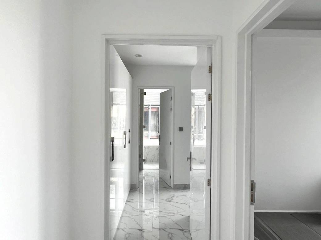 J Tower 2 Condominium | Zařízeno Condo Na prodej