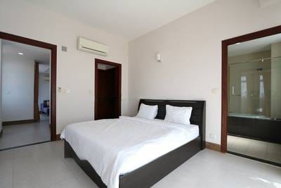 130 sqm Living Size Apartmán K pronájmu in Boeng Keng Kang