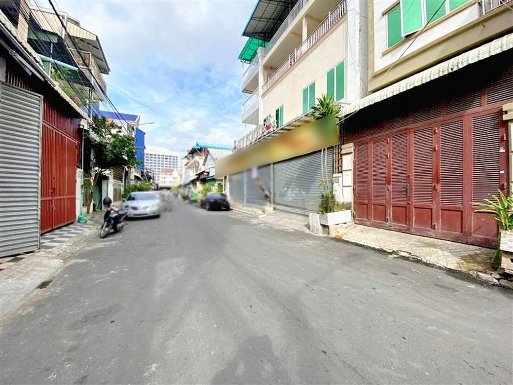 $1,500 Shophouse