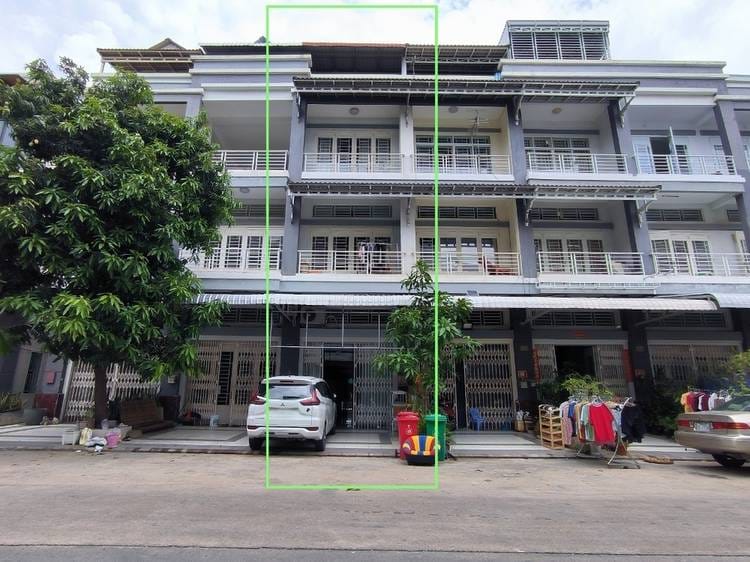Phnom Penh Thmey, Sen Sok, Phnom Penhの店舗付住宅売り物件